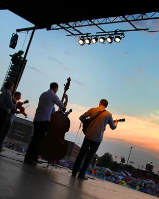 Live concert by Benjamin Tod and The Inline Six