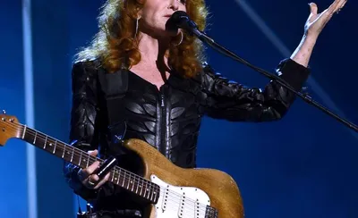 Bonnie Raitt